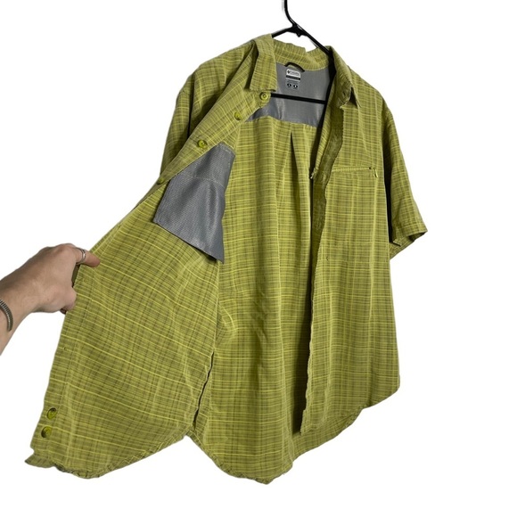 Columbia titanium short sleeve button up shirt - Picture 6 of 10